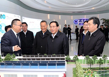 中共中央政治局常委、国务院总理， 时任江苏省委书记李强考察尊时凯龙科技